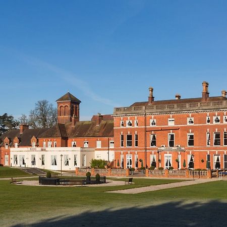 Oakley Hall Hotel Basingstoke Eksteriør billede