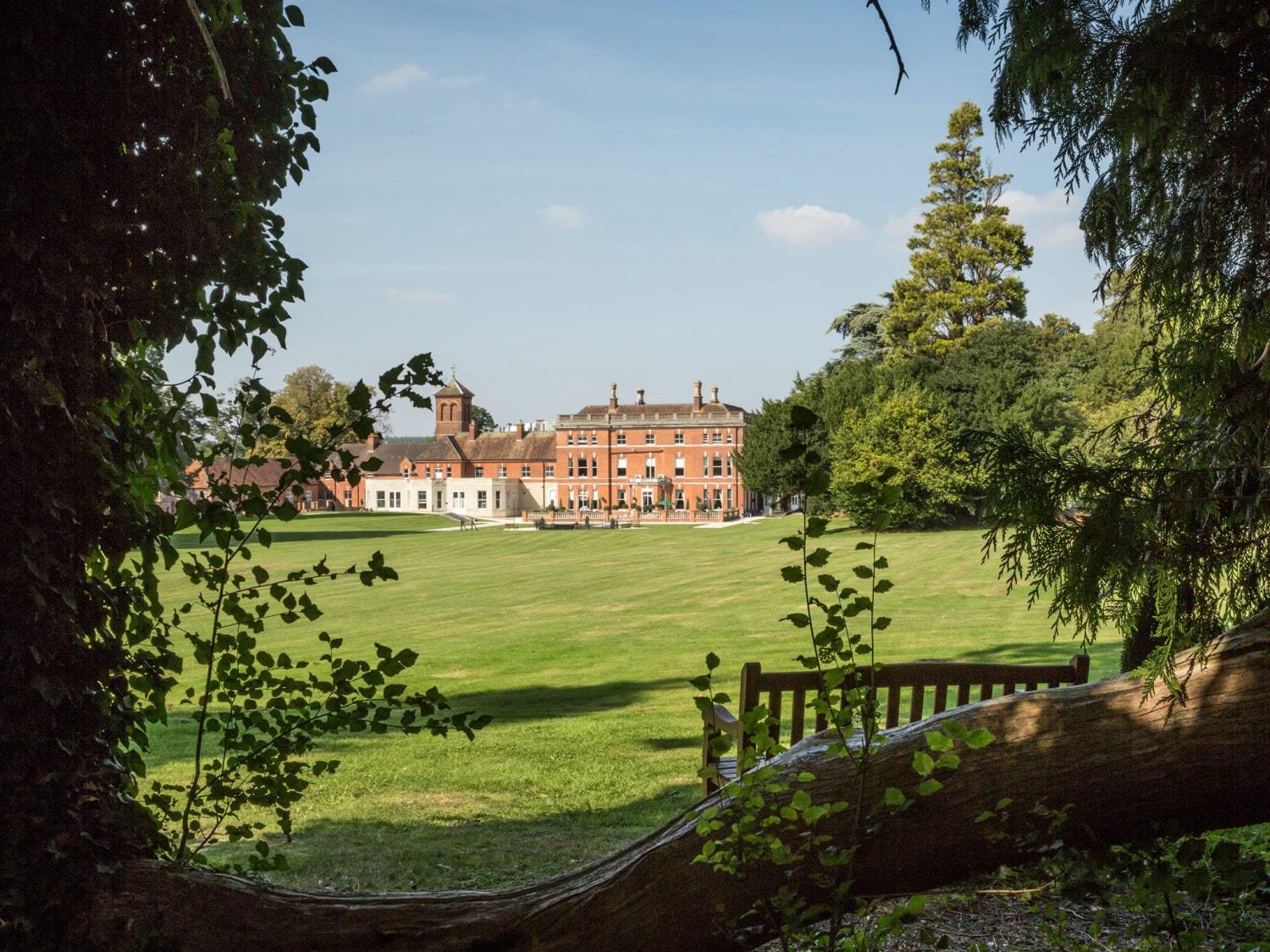 Oakley Hall Hotel Basingstoke Eksteriør billede